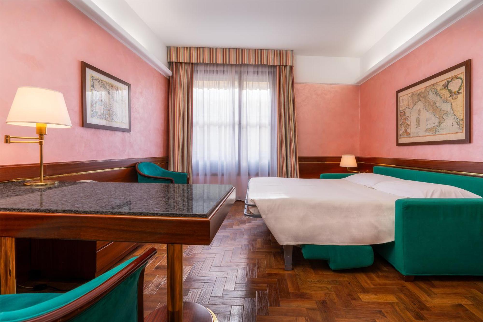 Hotel Crivi'S Милан Экстерьер фото